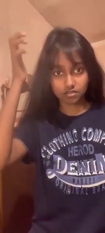 Tamil Slim Girl Teasing Showing Her Asshole Front Of Camera