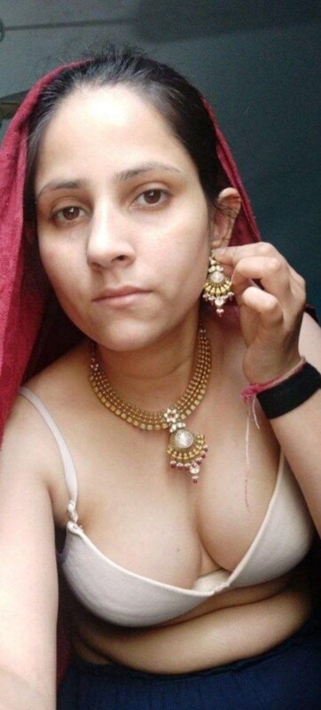 Beautiful Indian Horny Milf Hardcore Fucking With Husband