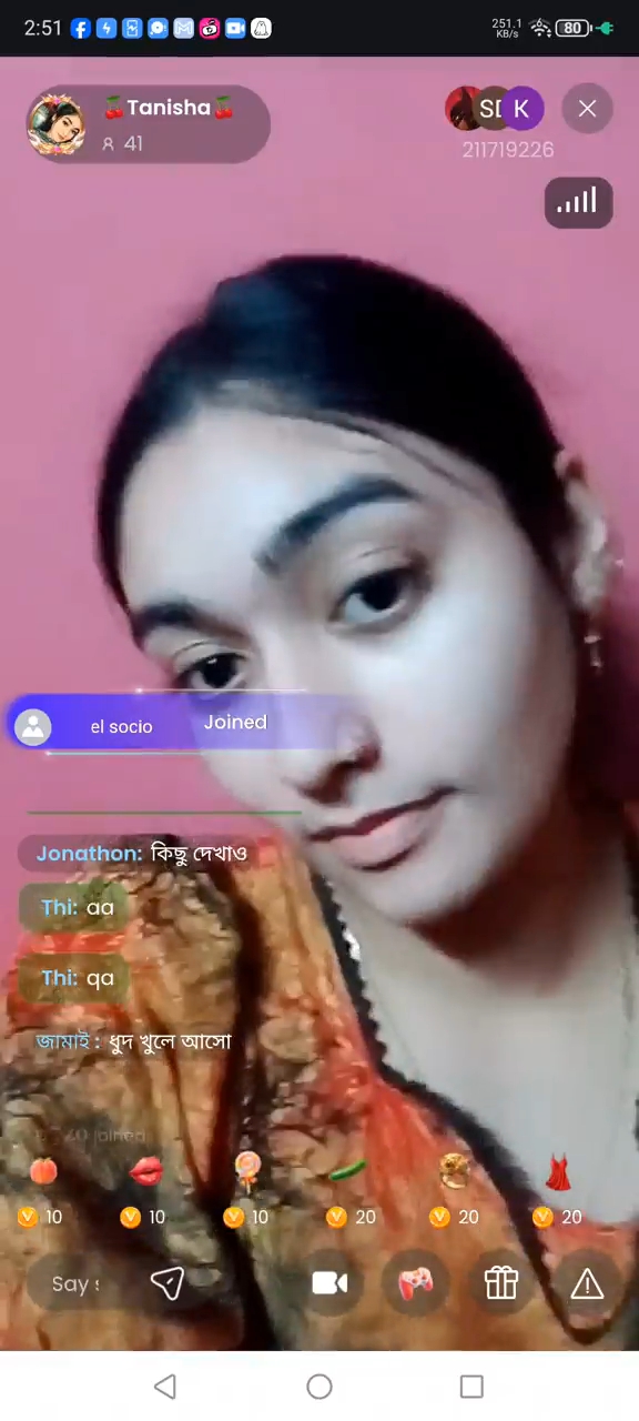 Beautiful Bangladeshi Cam Girl Tanisha Getting Full Nude And Fingering On Chamet Private Live